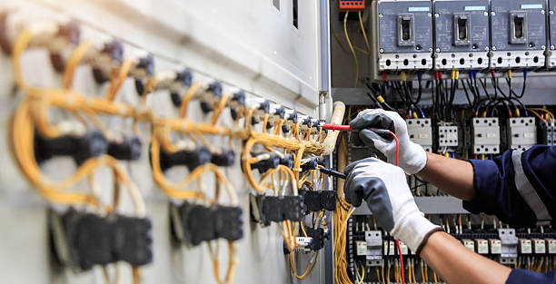 Professional Electrician technician working in North Bend, OR